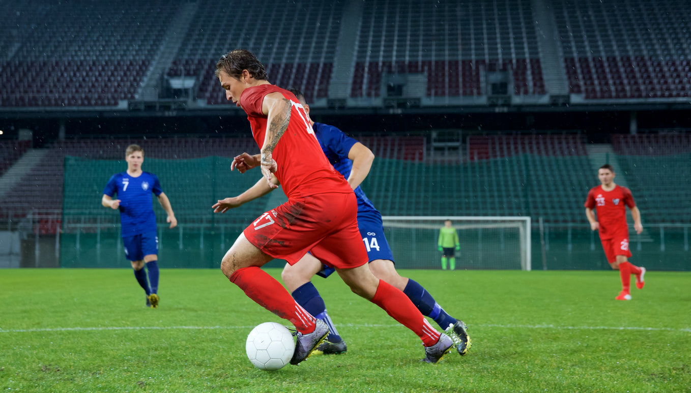 15 Greatest Soccer Midfielders of All Time (2026)